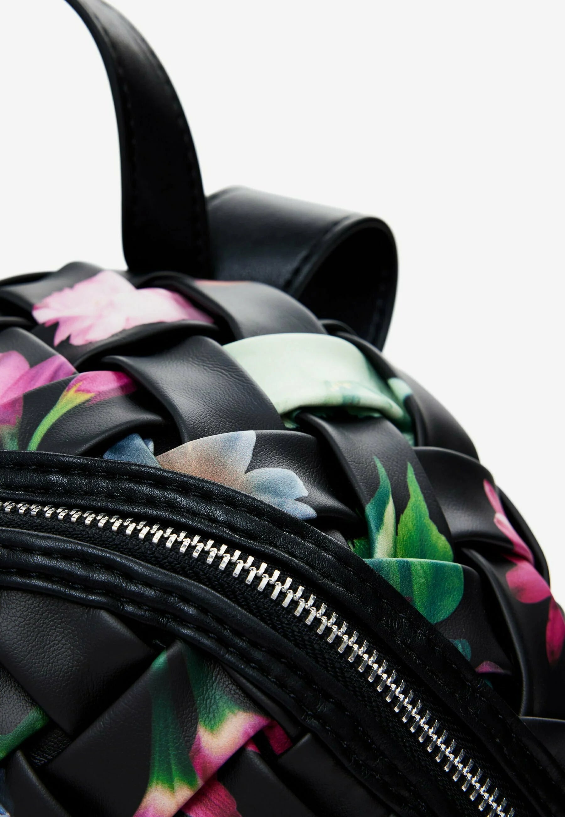 RUCSAC DESIGUAL ECLAT